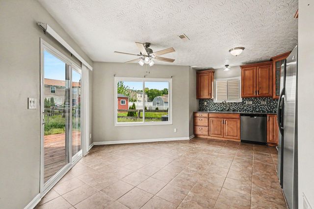 2366 Hummingbird Lane, Hebron, KY 41048