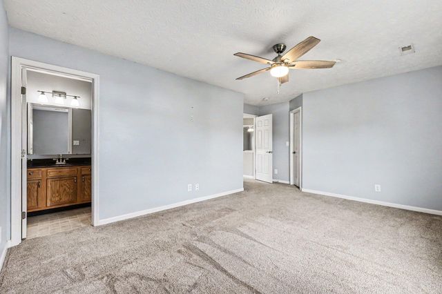 2366 Hummingbird Lane, Hebron, KY 41048