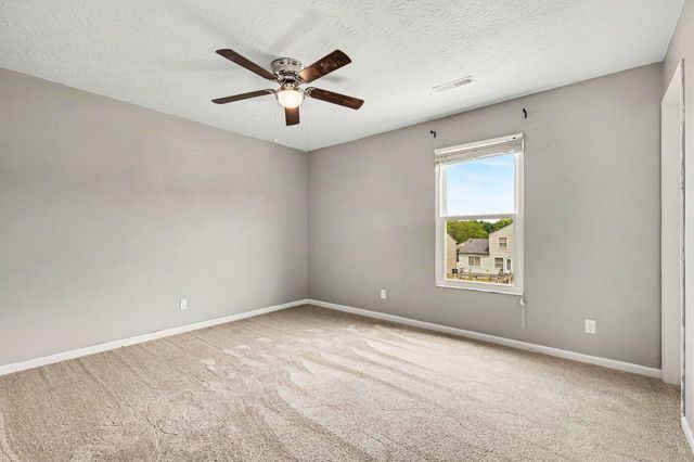 2366 Hummingbird Lane, Hebron, KY 41048