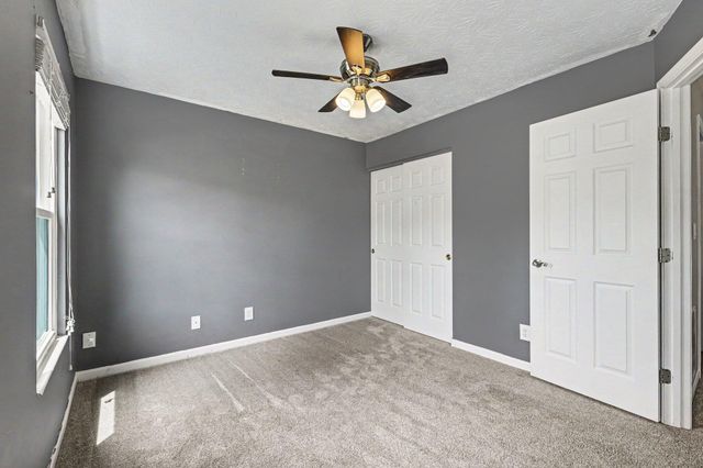 2366 Hummingbird Lane, Hebron, KY 41048