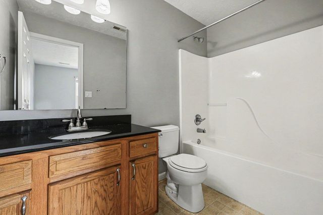 2366 Hummingbird Lane, Hebron, KY 41048