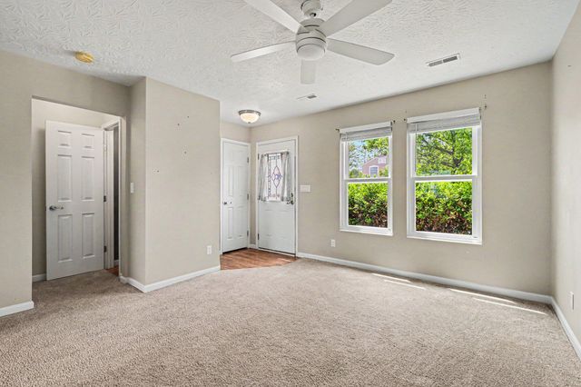 2366 Hummingbird Lane, Hebron, KY 41048