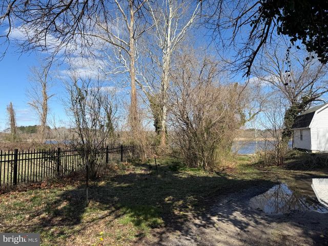 28272 RIVERSIDE DR, Salisbury, MD 21801