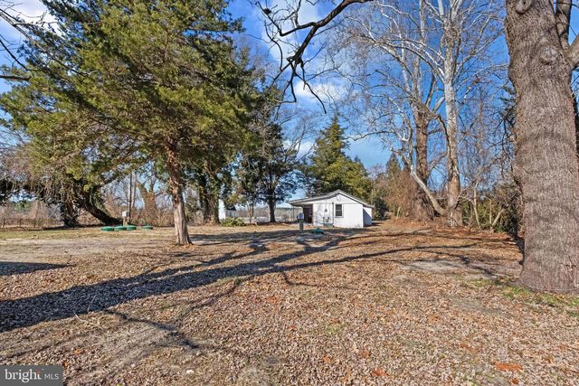 28272 RIVERSIDE DR, Salisbury, MD 21801