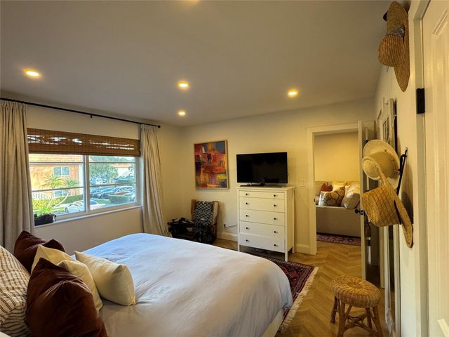 9 NE 19th Court 211C, Wilton Manors, FL 33305