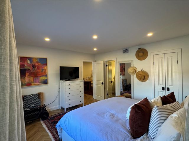 9 NE 19th Court 211C, Wilton Manors, FL 33305