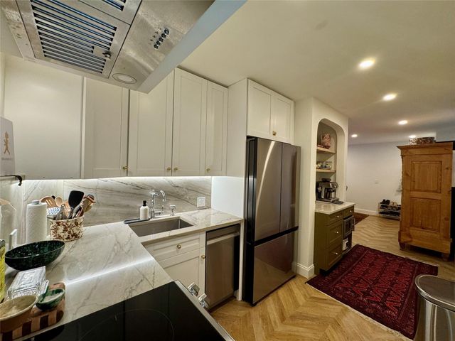 9 NE 19th Court 211C, Wilton Manors, FL 33305