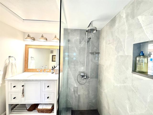 9 NE 19th Court 211C, Wilton Manors, FL 33305