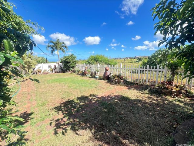 94-1029 Mauele Street, Waipahu, HI 96797
