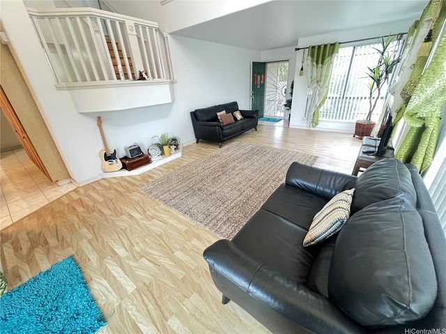 94-1029 Mauele Street, Waipahu, HI 96797