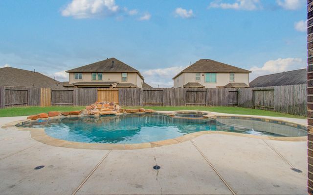 21611 Royal Melbourne Court, Porter, TX 77365
