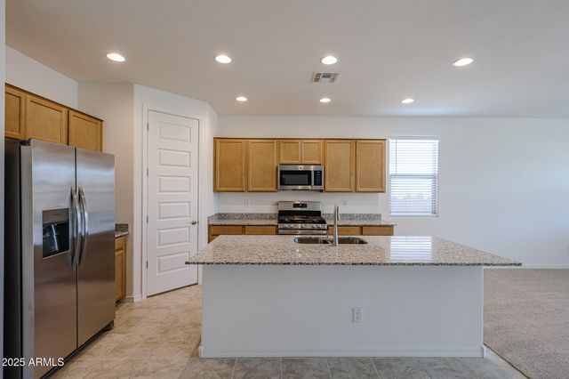 25183 N 172nd Drive, Surprise, AZ 85387