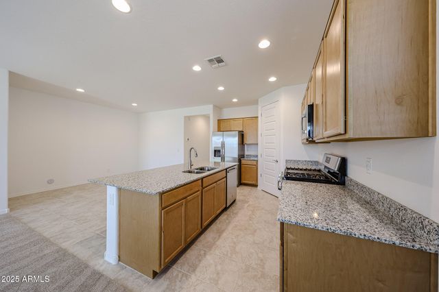 25183 N 172nd Drive, Surprise, AZ 85387