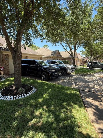 7418 Lakesage, Richmond, TX 77407