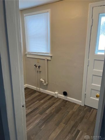 214 W Dayton Drive, Fairborn, OH 45324