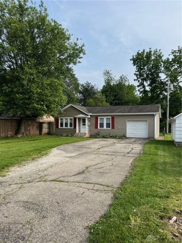 214 W Dayton Drive, Fairborn, OH 45324