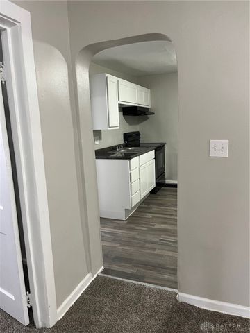 214 W Dayton Drive, Fairborn, OH 45324