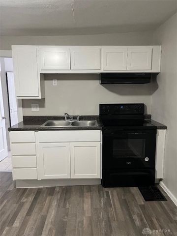 214 W Dayton Drive, Fairborn, OH 45324