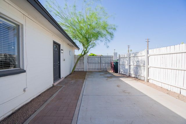 8139 E Osborn Road, Scottsdale, AZ 85251