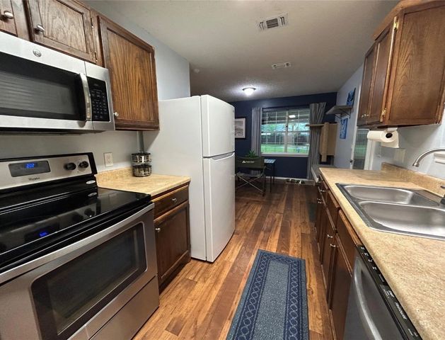 1974 County Road 33900, Powderly, TX 75473