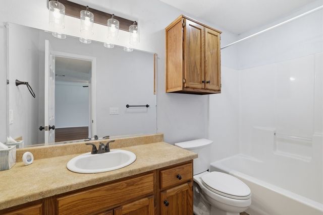 1974 County Road 33900, Powderly, TX 75473