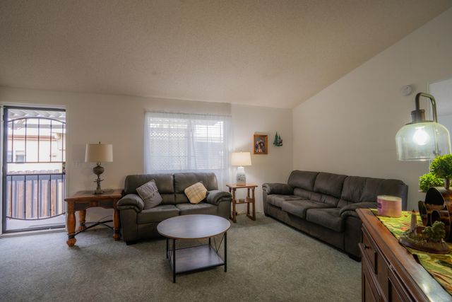 3700 Bellinger Lane SPC 22, Medford, OR 97501