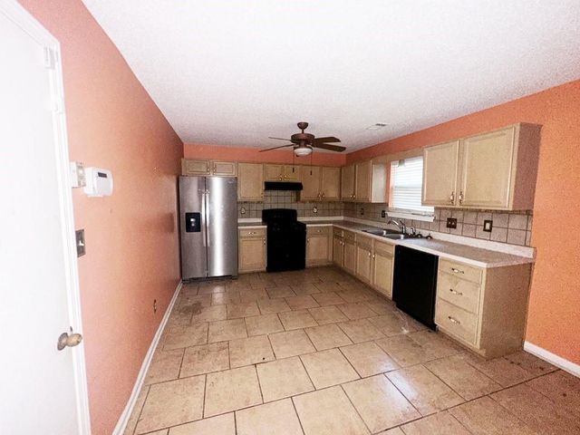 5738 Antelope Trail, Atlanta, GA 30349