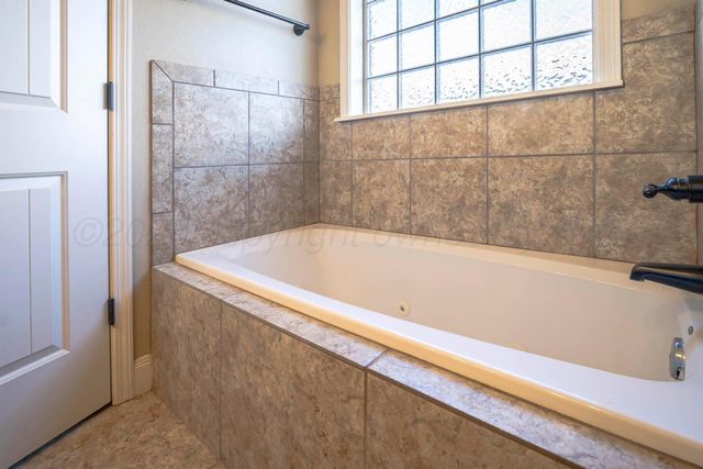 7309 PROVIDENCE Drive, Amarillo, TX 79118