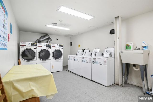 821 Bergen Avenue B12, Jersey City, NJ 07306