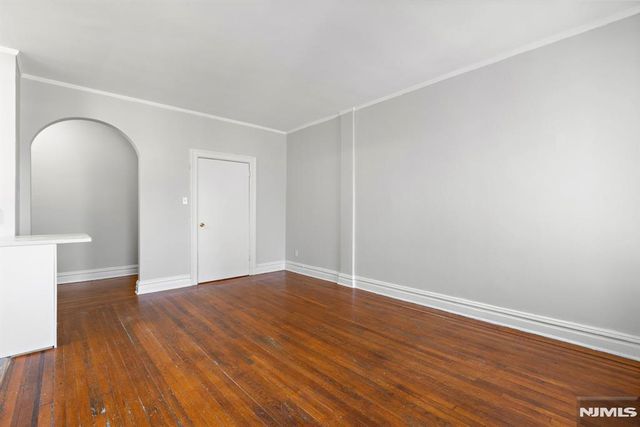 821 Bergen Avenue B12, Jersey City, NJ 07306