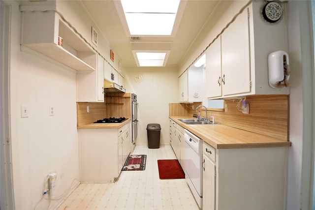 203 Surveyors Road, Krugerville, TX 76227