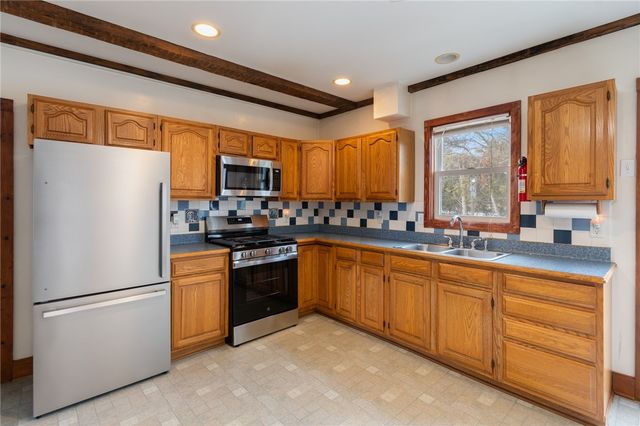 2726 McCann Road, Canandaigua Town, NY 14424