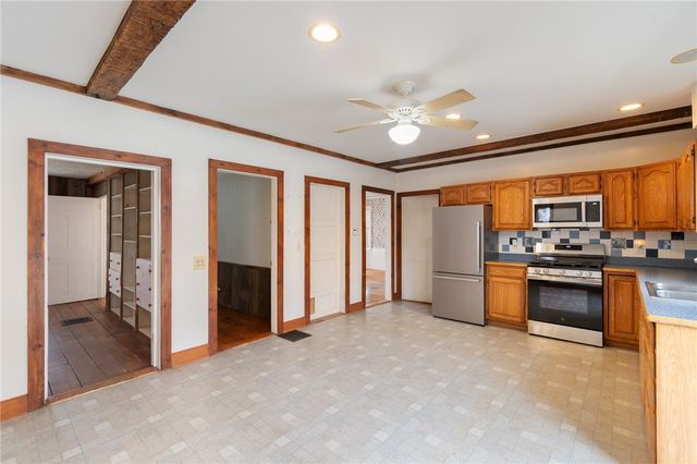 2726 McCann Road, Canandaigua Town, NY 14424