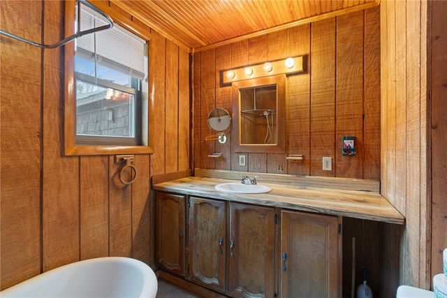 2726 McCann Road, Canandaigua Town, NY 14424