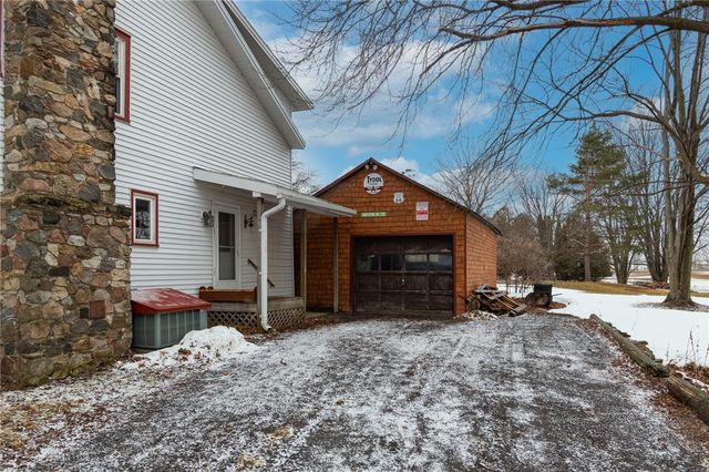 2726 McCann Road, Canandaigua Town, NY 14424