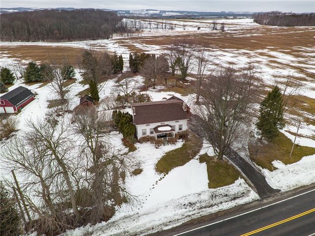 2726 McCann Road, Canandaigua Town, NY 14424