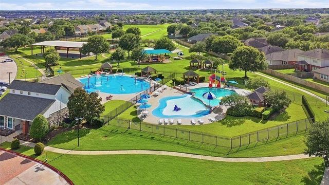26210 Christen Canyon Lane, Richmond, TX 77406