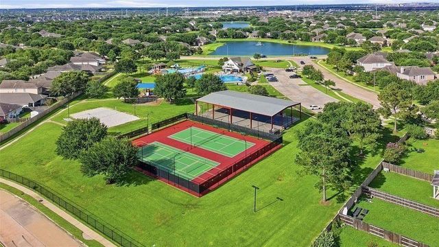 26210 Christen Canyon Lane, Richmond, TX 77406