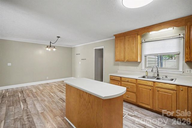 202 W Debby Drive, Shelby, NC 28152