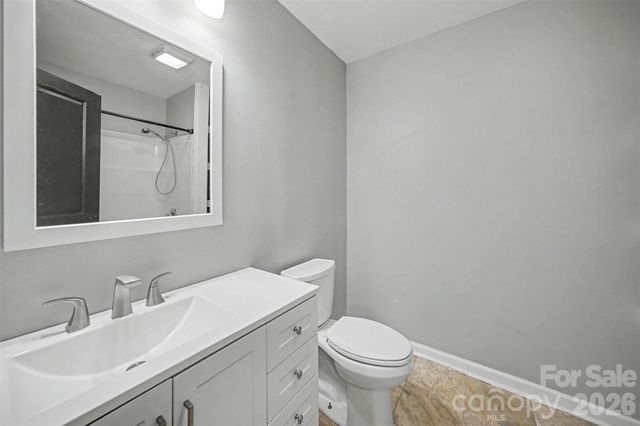 202 W Debby Drive, Shelby, NC 28152