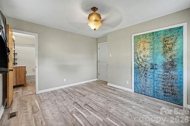 202 W Debby Drive, Shelby, NC 28152