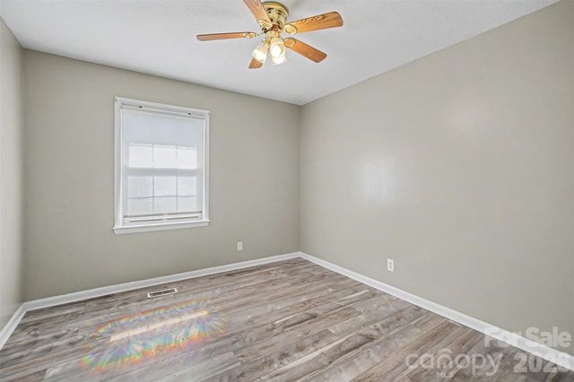 202 W Debby Drive, Shelby, NC 28152