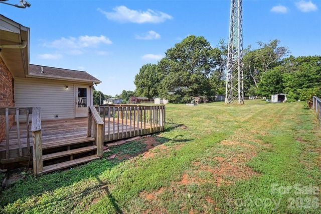 202 W Debby Drive, Shelby, NC 28152