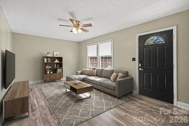 202 W Debby Drive, Shelby, NC 28152