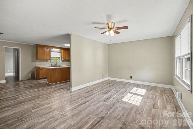 202 W Debby Drive, Shelby, NC 28152