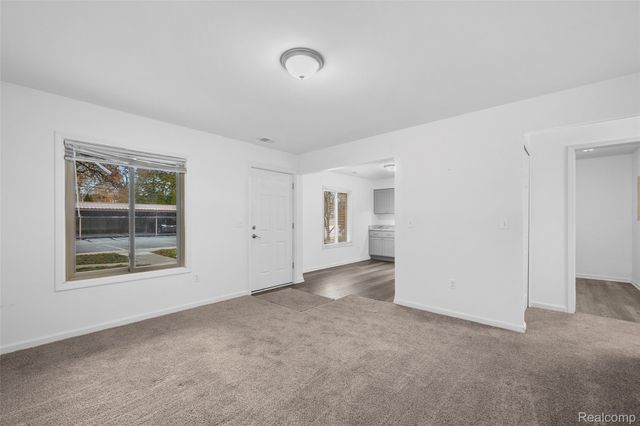 17915 Phyllis Street, Roseville, MI 48066