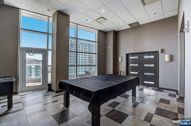 20 Newport Parkway 1812, Jersey City, NJ 07310