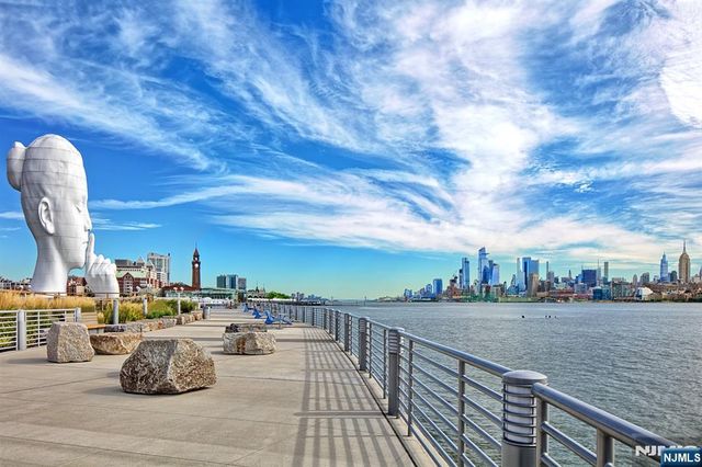 20 Newport Parkway 1812, Jersey City, NJ 07310