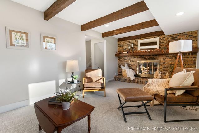 10975 Campanel Drive, Holland Twp, MI 49464