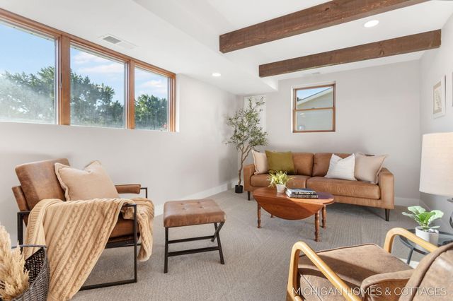 10975 Campanel Drive, Holland Twp, MI 49464